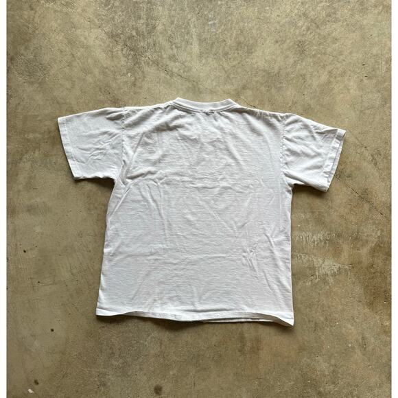 Vintage 1990s 'Demando Cat' Jeff Leedy Art Tee White Size Small Single Stitch - Picture 2 of 8